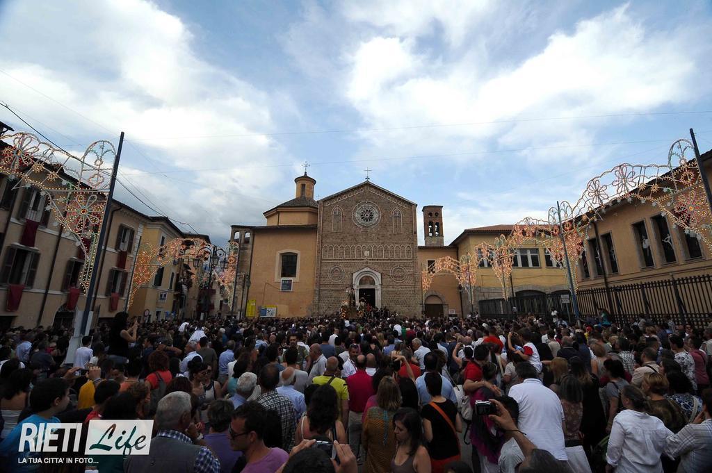 L'Angelo pellegrino miniappartamenti Rieti Camera foto